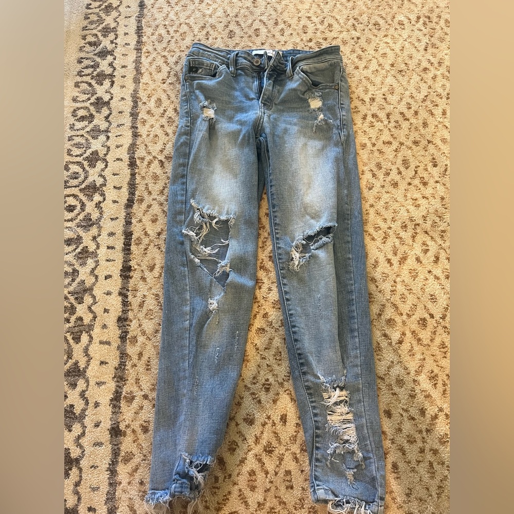 Holy jeans